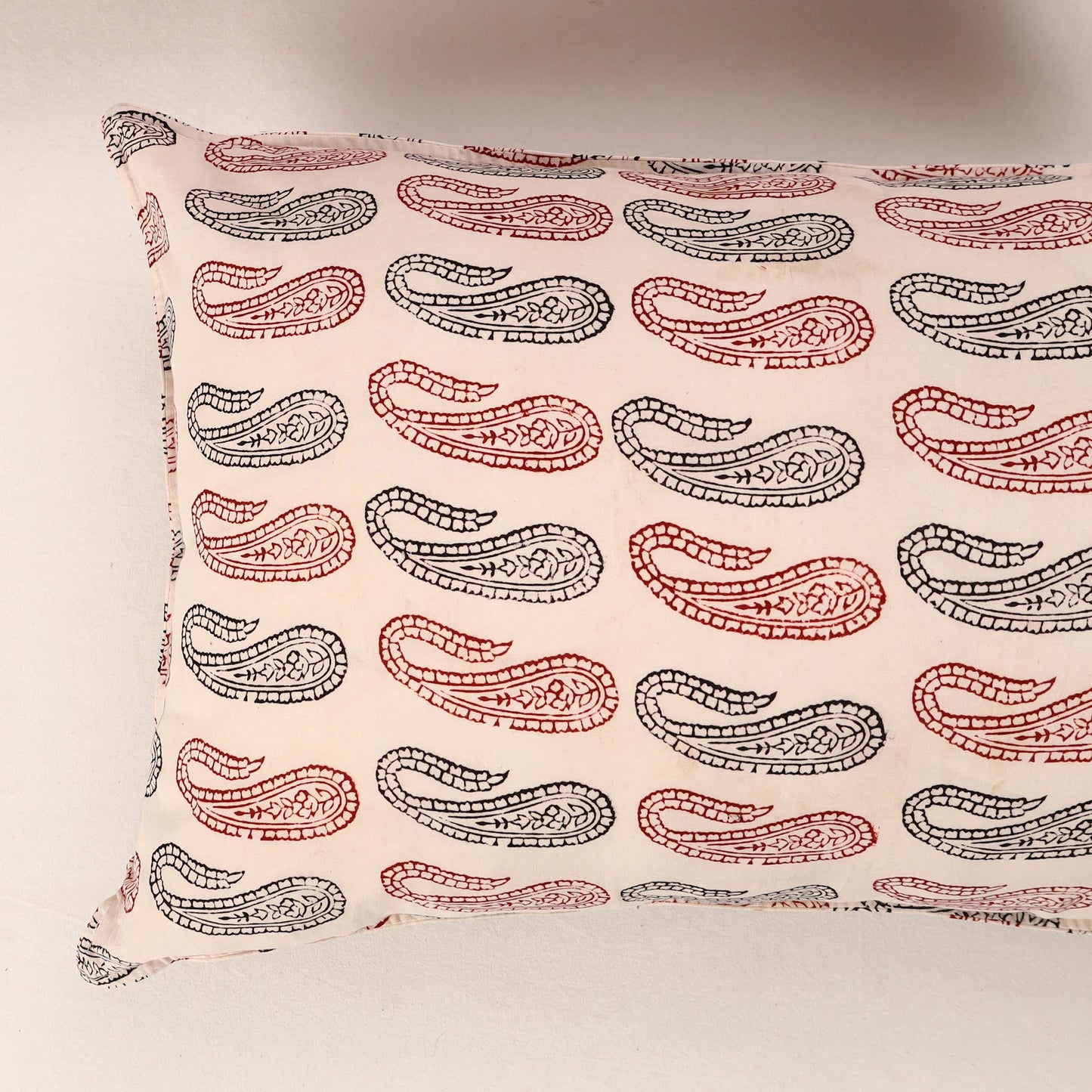 Off white - set of 2 bagh cotton pillow covers 22