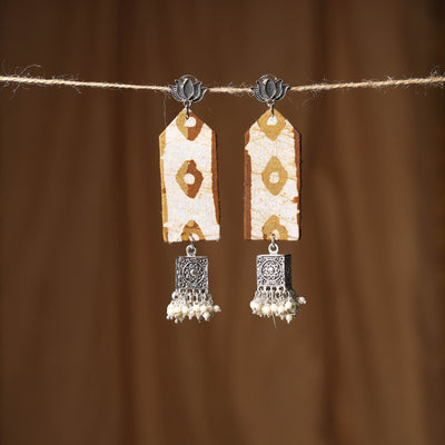 White Shaheen GS Fabart Handmade Earrings