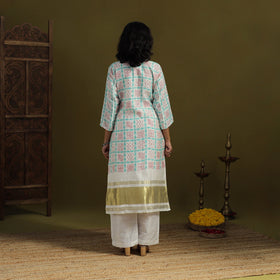 White - silk bandhani kurta set with lagdi patta (set of 2)