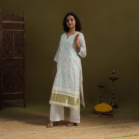 White - silk bandhani kurta set with lagdi patta (set of 2)