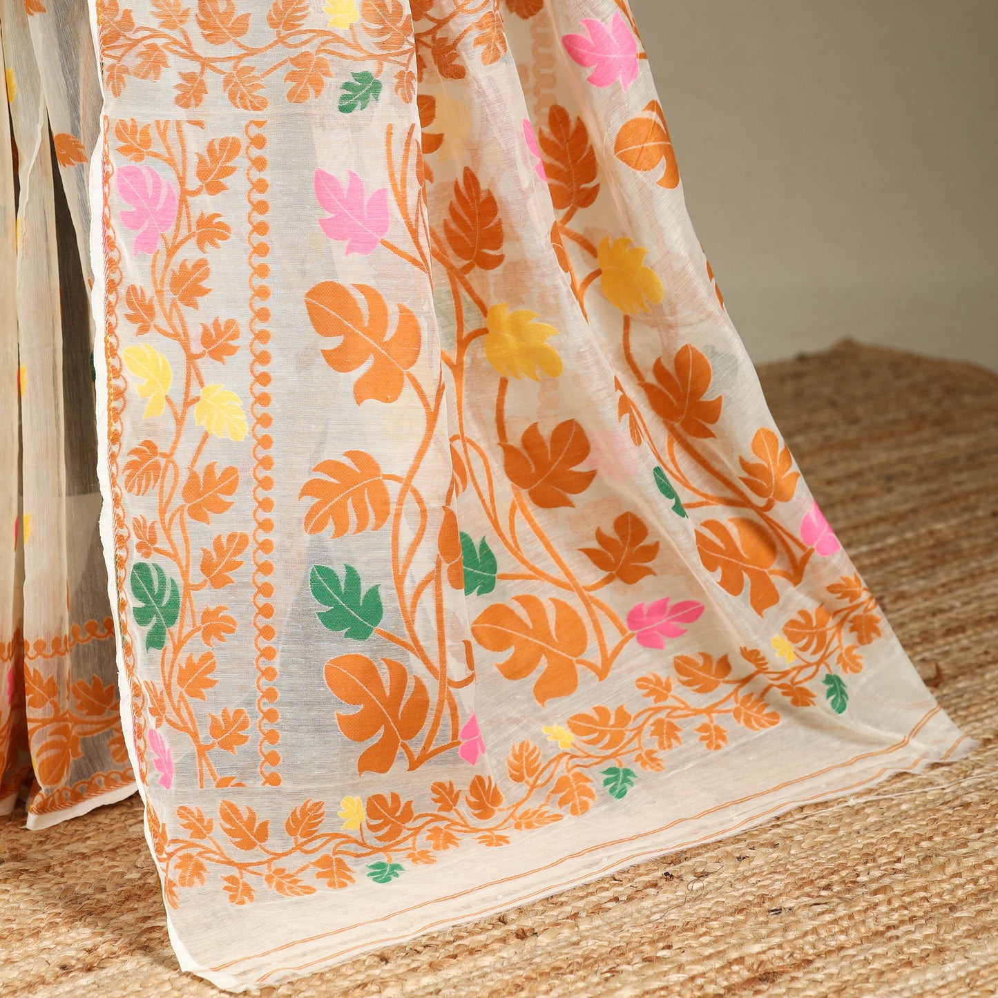 White - silk cotton dhakai jamdani saree 03 - handcrafted