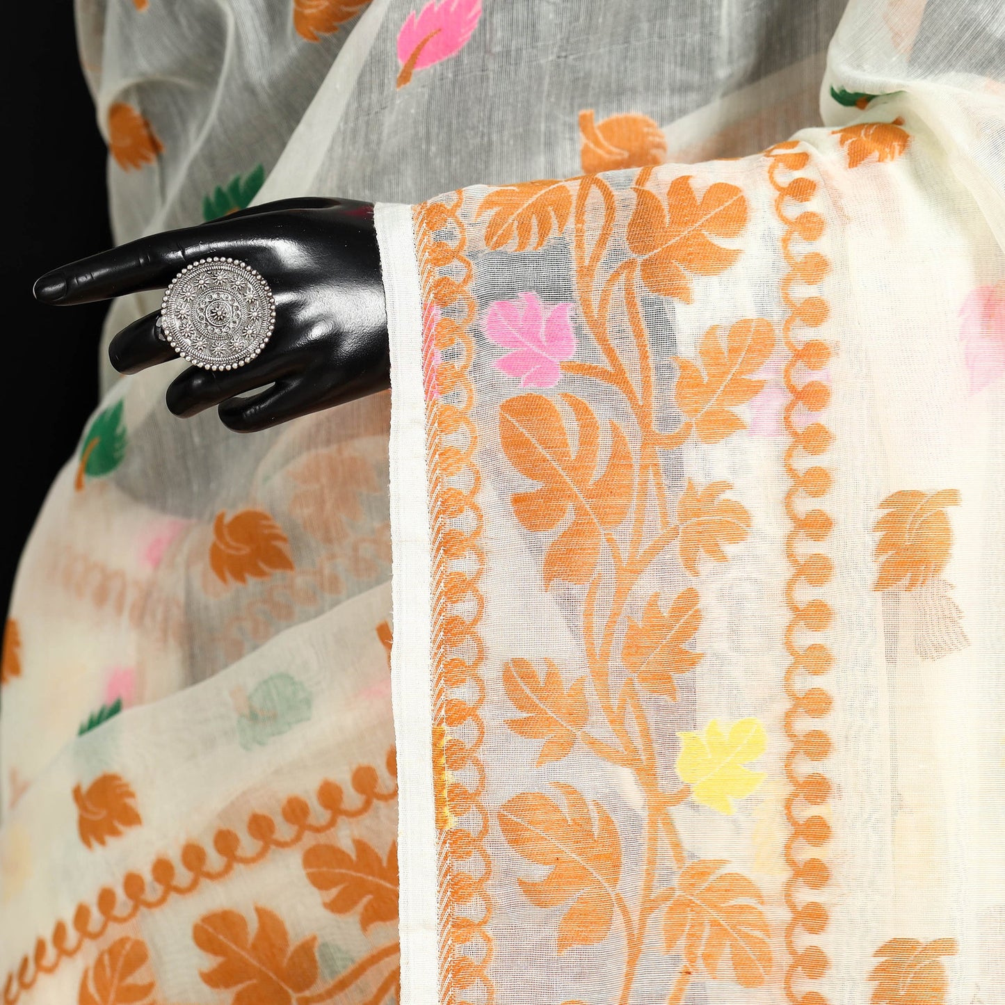 White - silk cotton dhakai jamdani saree 03 - handcrafted