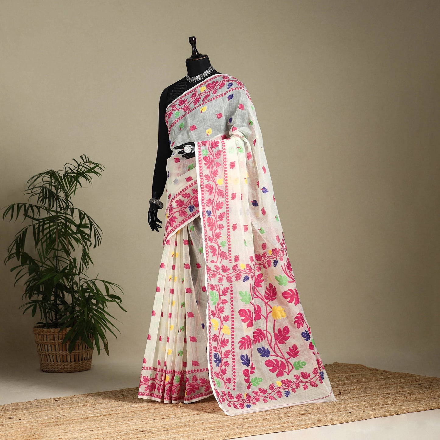 White - silk cotton dhakai jamdani saree 07 - handcrafted