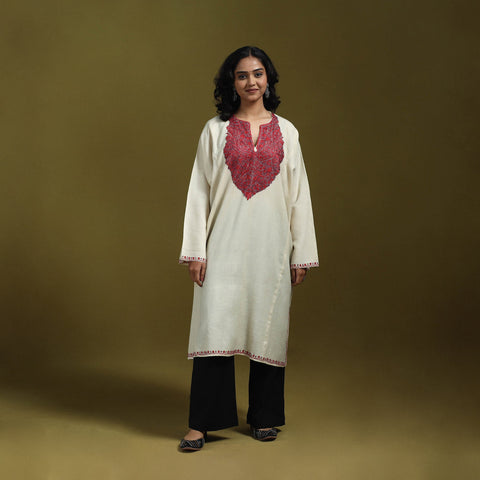 Sozni hand embroidered kashmiri merino wool pheran 18