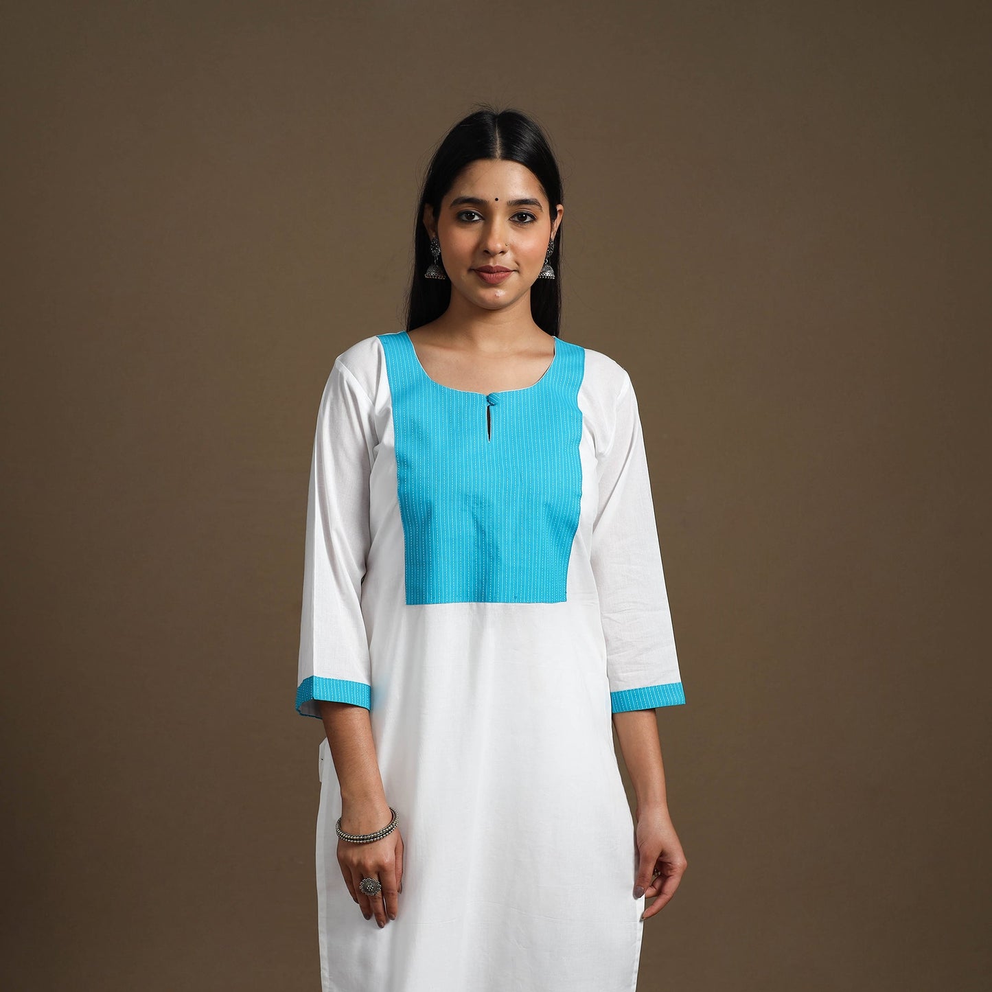 Buy White Straight Patchwork Plain Cotton Kurta for Women