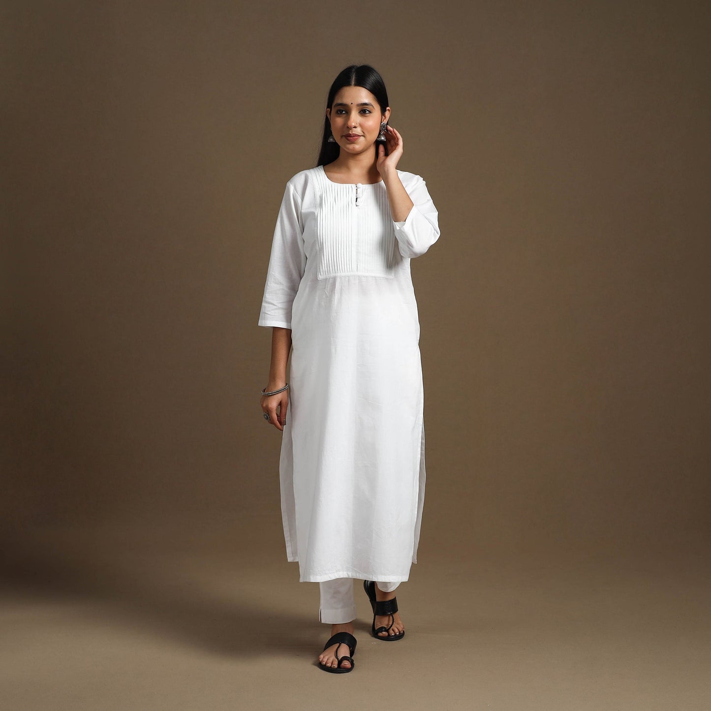 Buy White Straight Pintuck Plain Cotton Kurta for Women