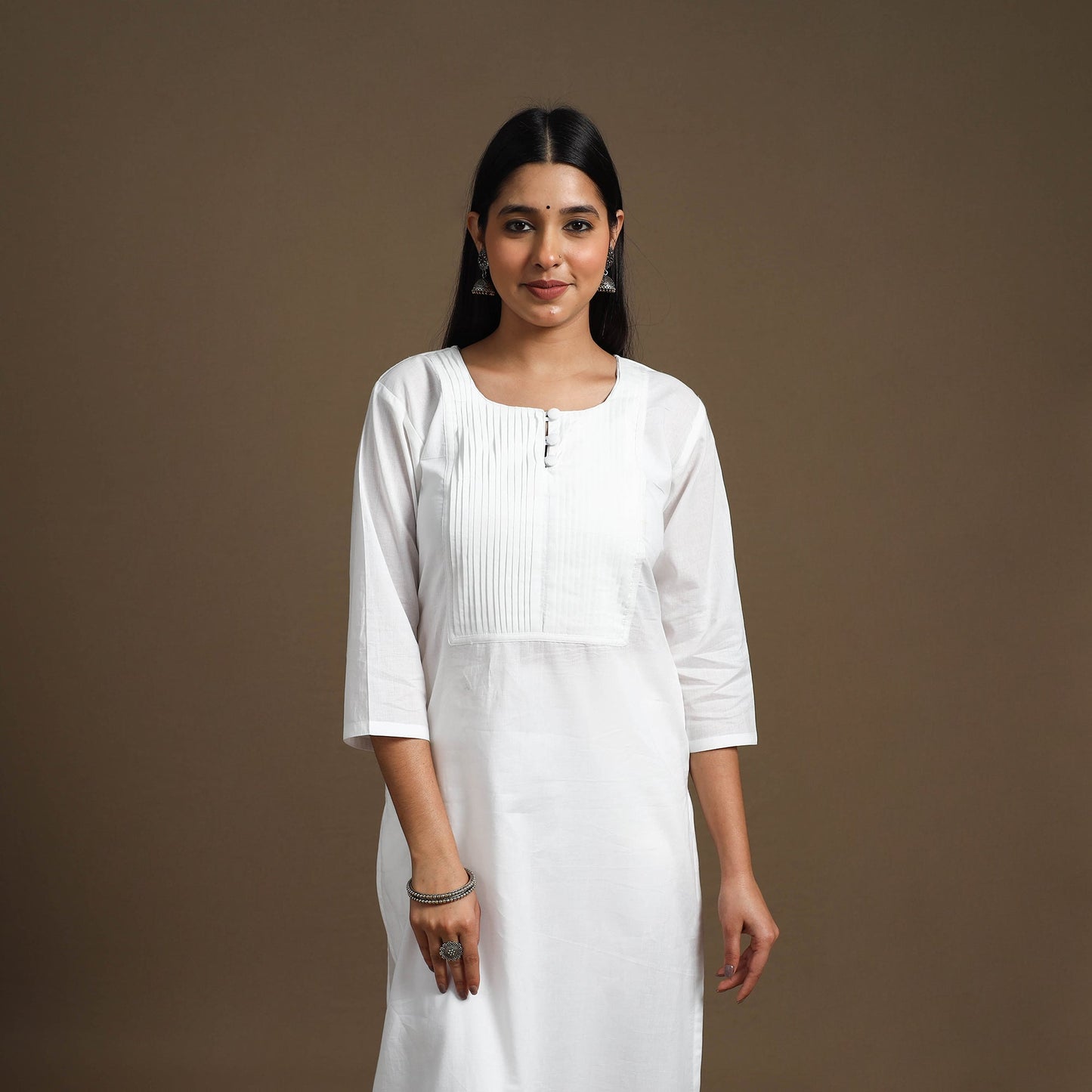 Buy White Straight Pintuck Plain Cotton Kurta for Women