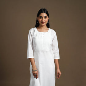 Buy White Straight Pintuck Plain Cotton Kurta for Women
