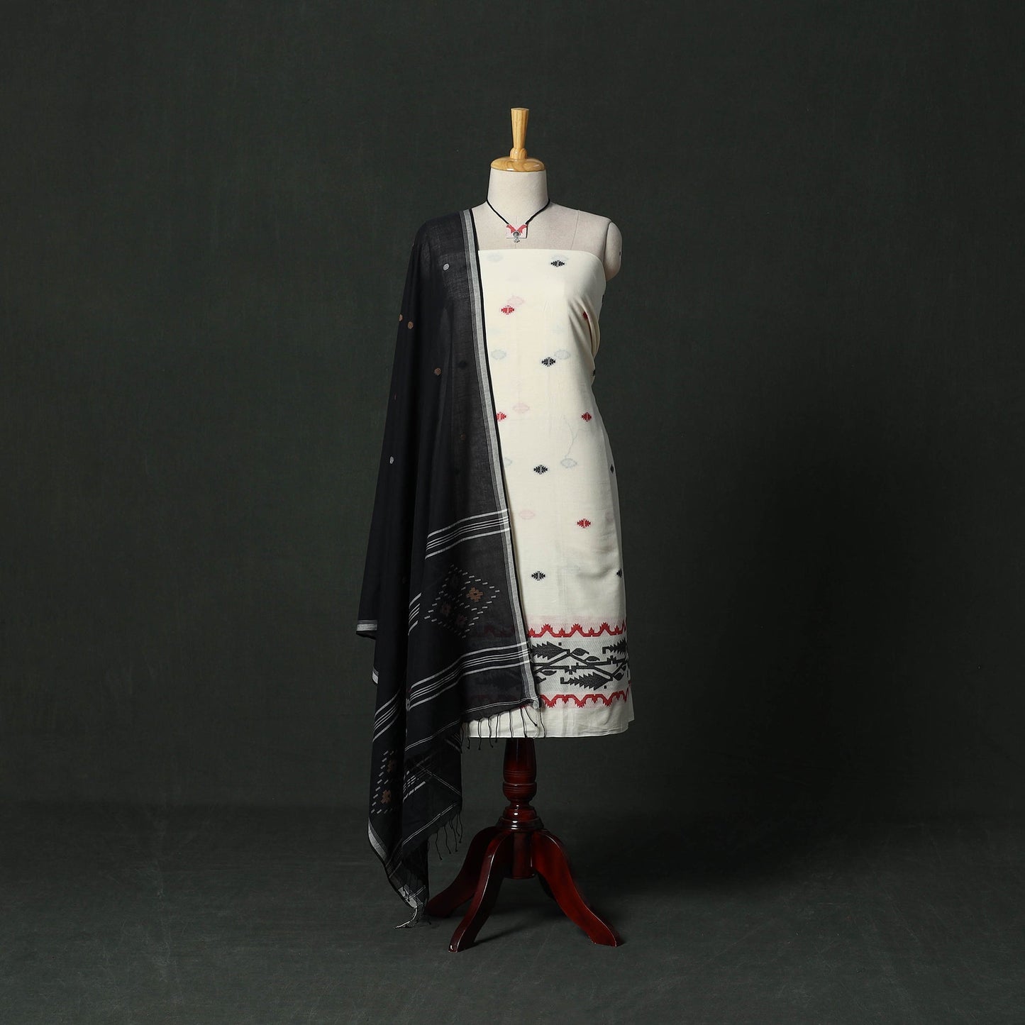Thread buti cotton 2pc unstitched dress material
