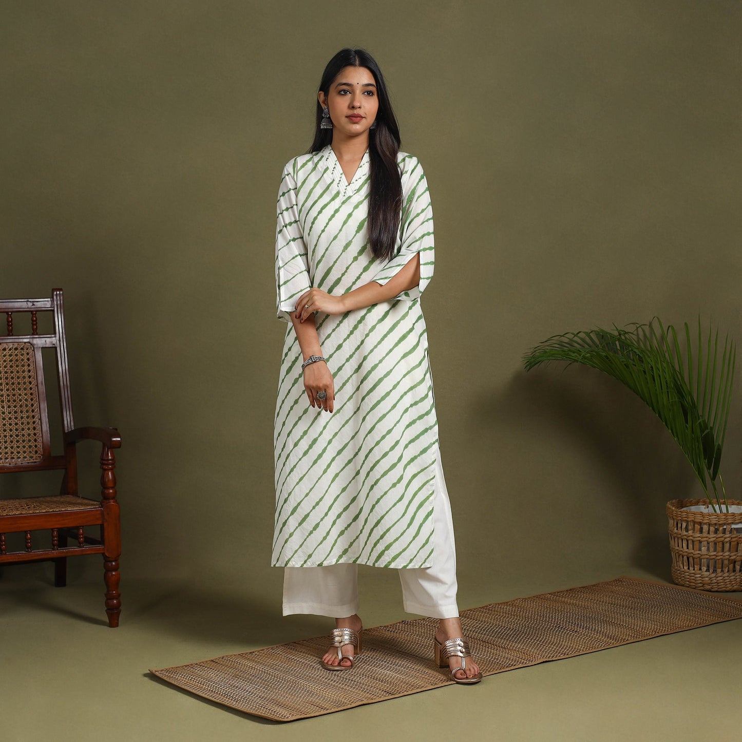 White - tie-dye cotton straight leheriya kurta 08