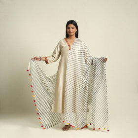 Buy Tie & Dye White Kota Doria Cotton Leheriya Dupatta