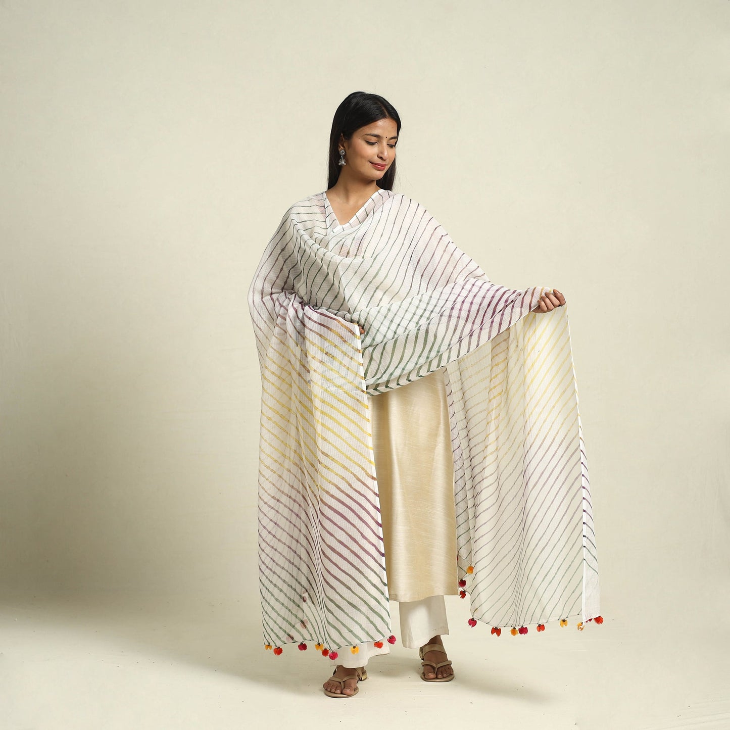 Buy Tie & Dye White Kota Doria Cotton Leheriya Dupatta