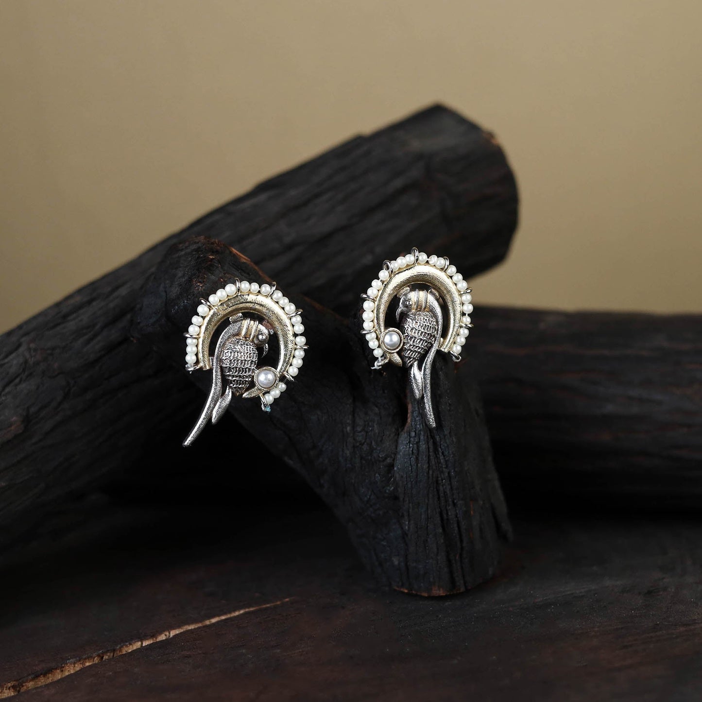 White Traditional German Silver-Plated Classic Stud Earrings