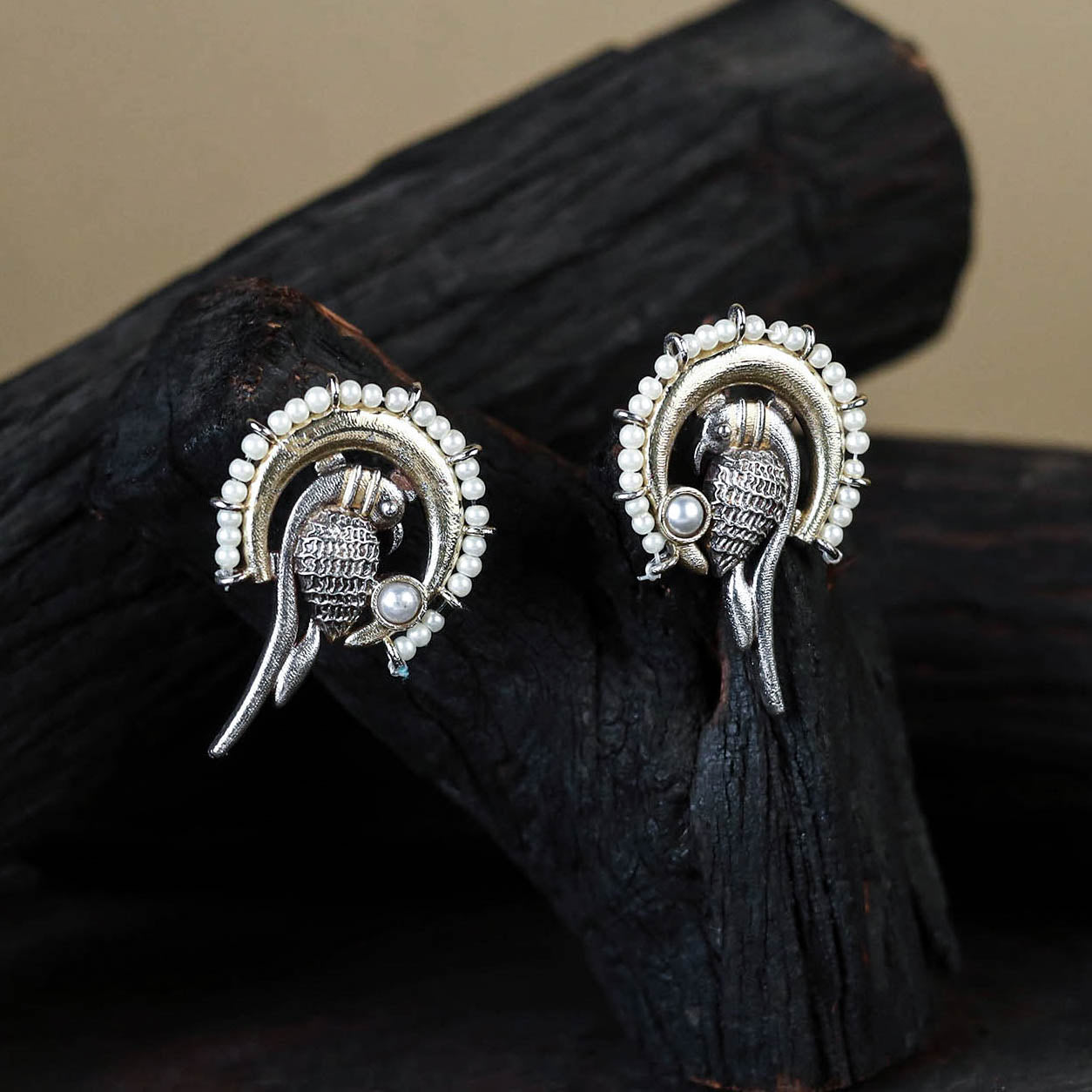 White Traditional German Silver-Plated Classic Stud Earrings