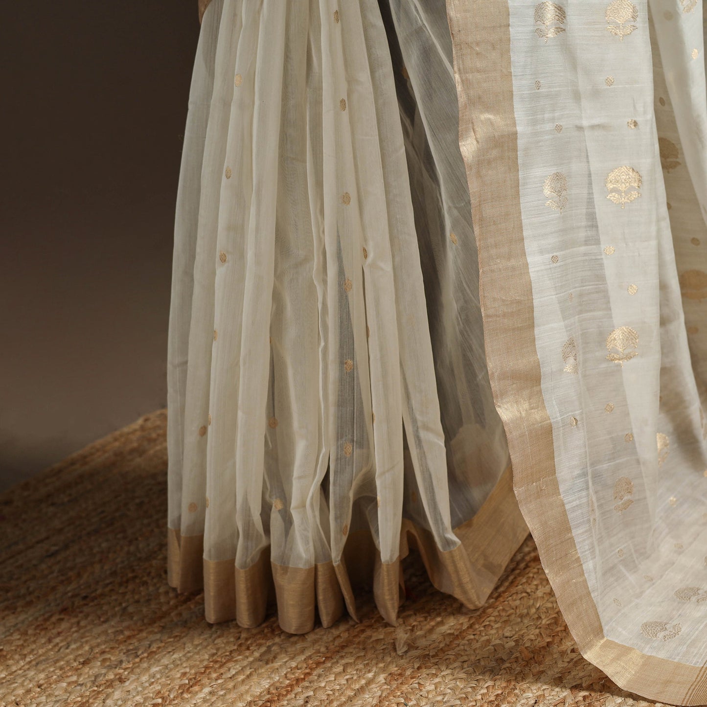 White - traditional handloom chanderi silk saree 02