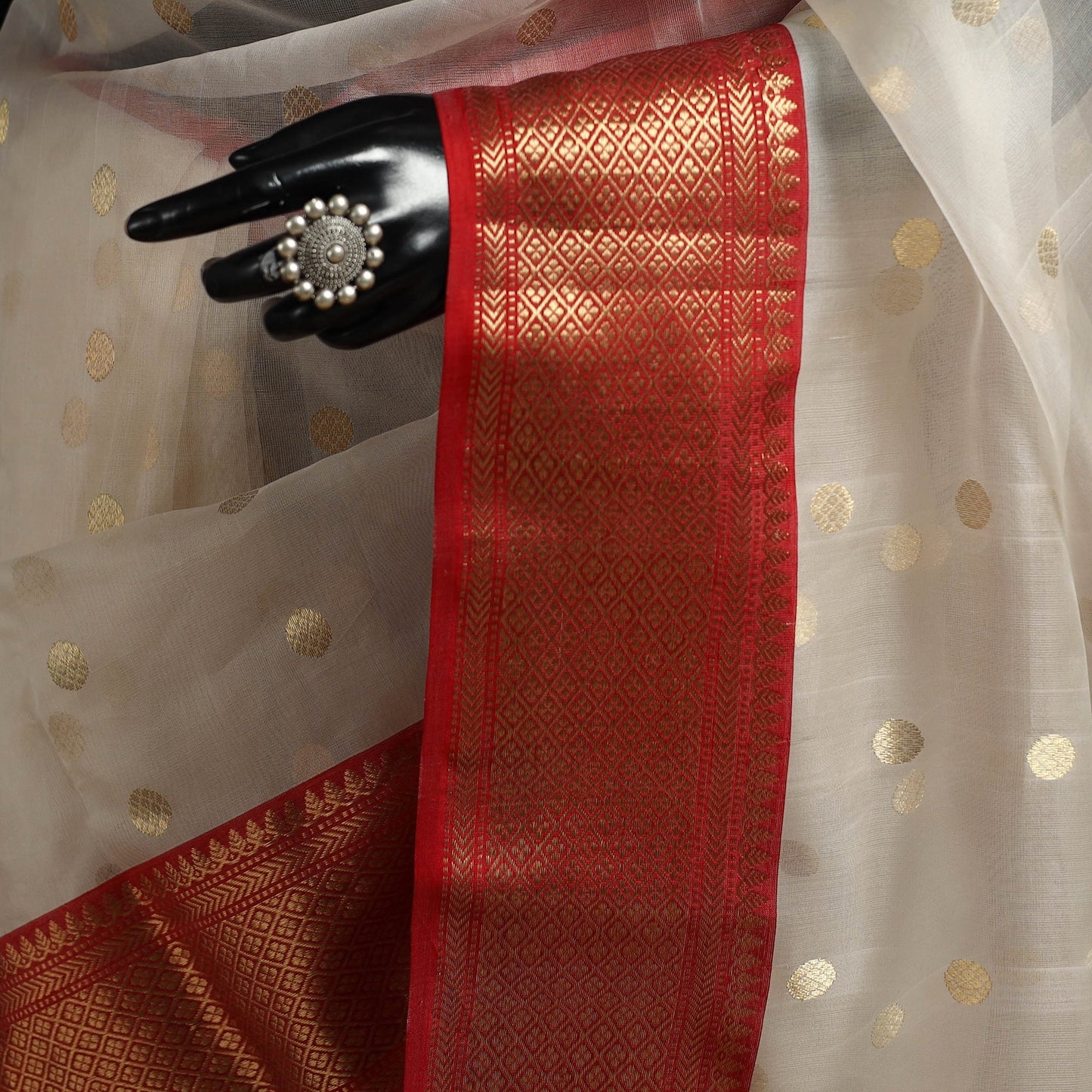 White - traditional handloom chanderi silk saree 04