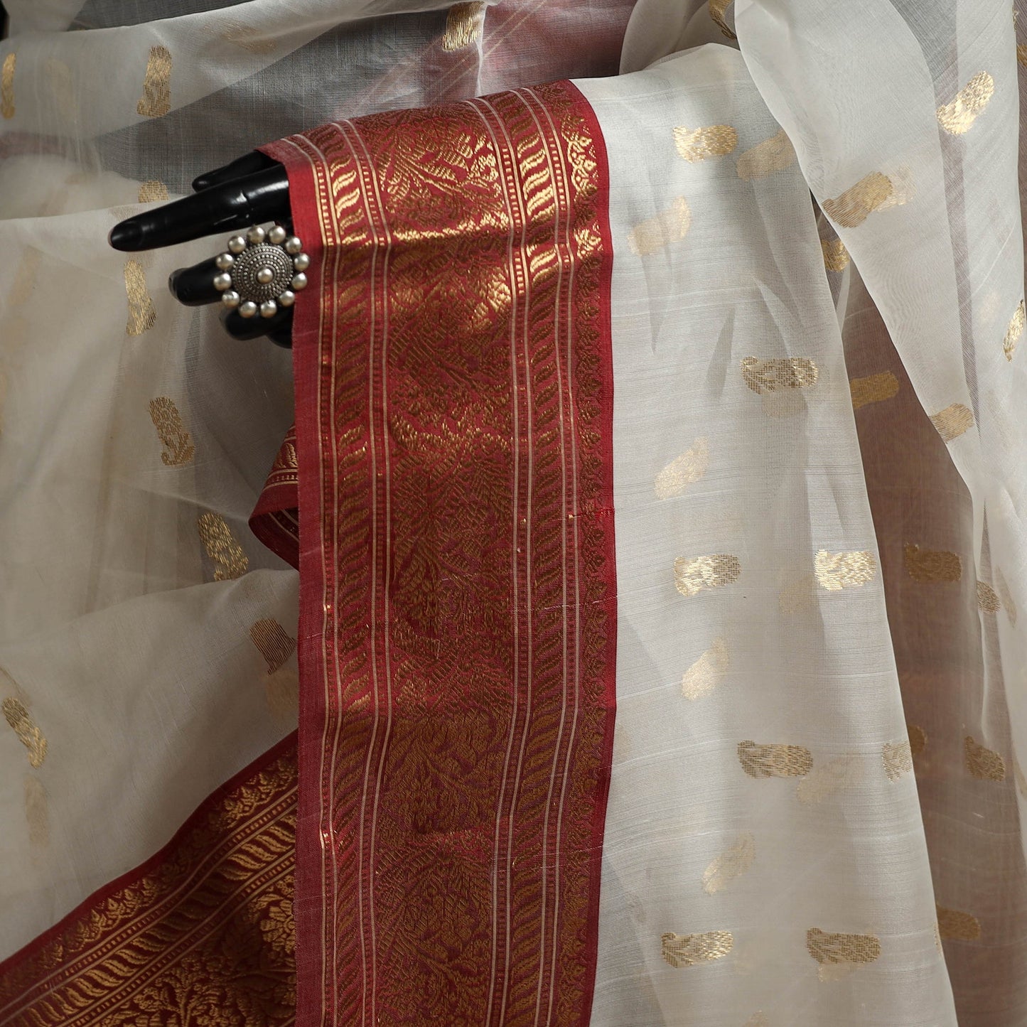 White - traditional handloom chanderi silk saree 06