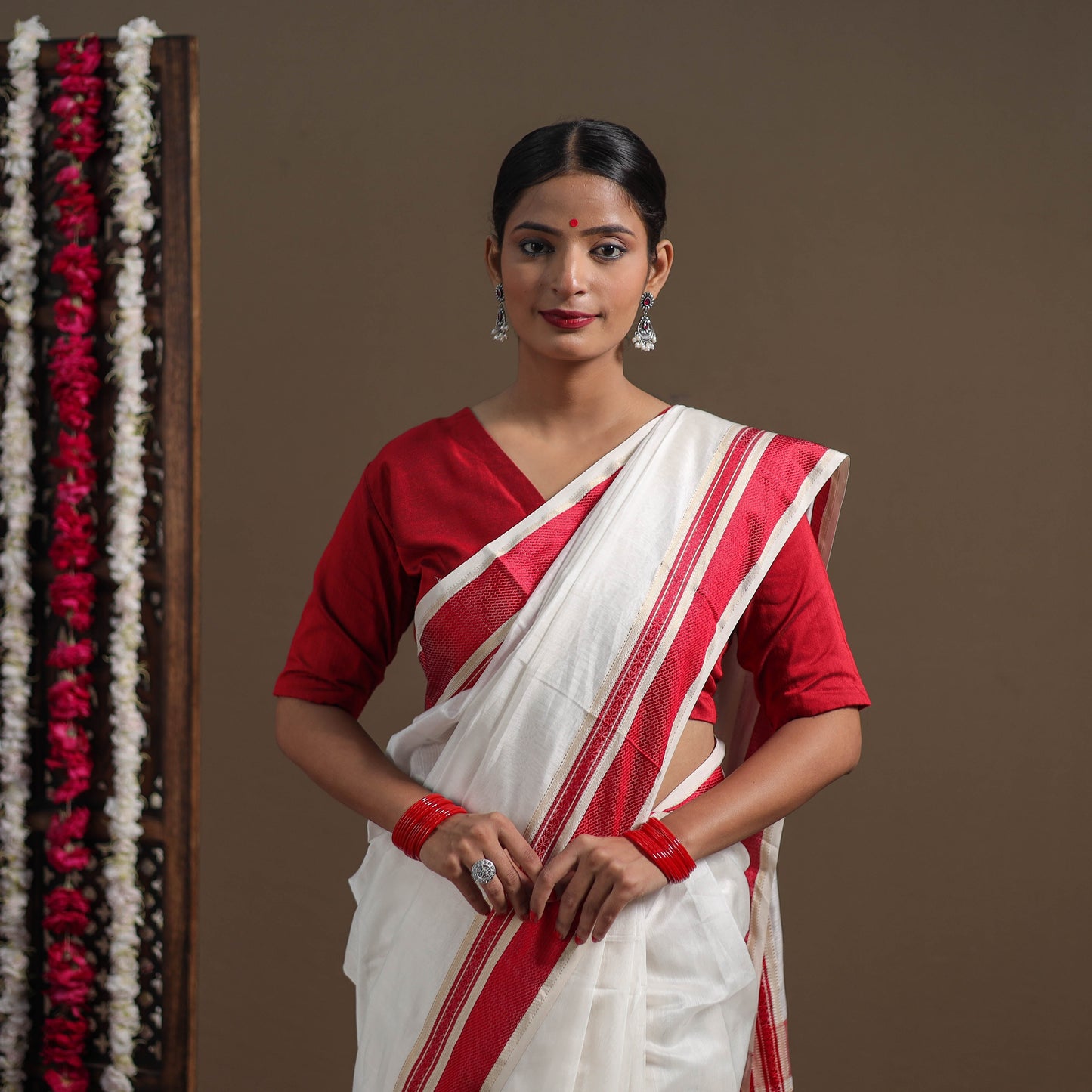  Traditional Handloom Maheshwari Silk Saree 