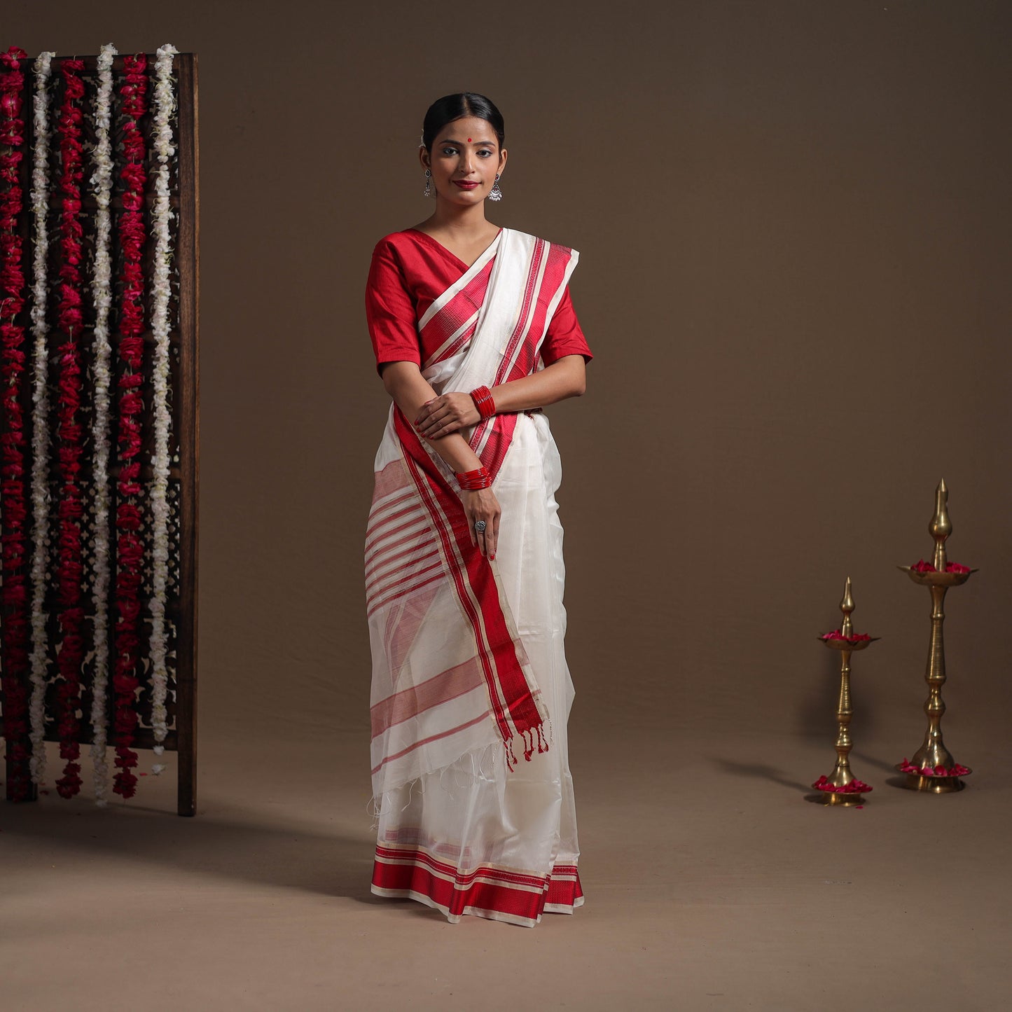  Traditional Handloom Maheshwari Silk Saree 