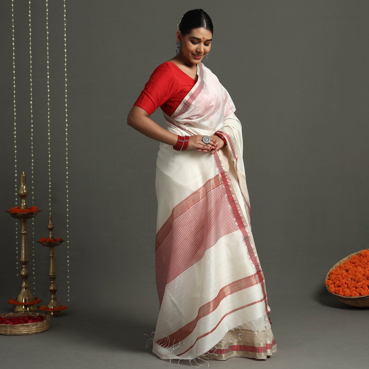 Buy Traditional Handloom Maheshwari Silk Saree