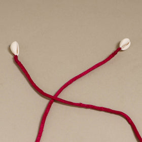 Traditional handmade fabart white rosey gajra - handcrafted