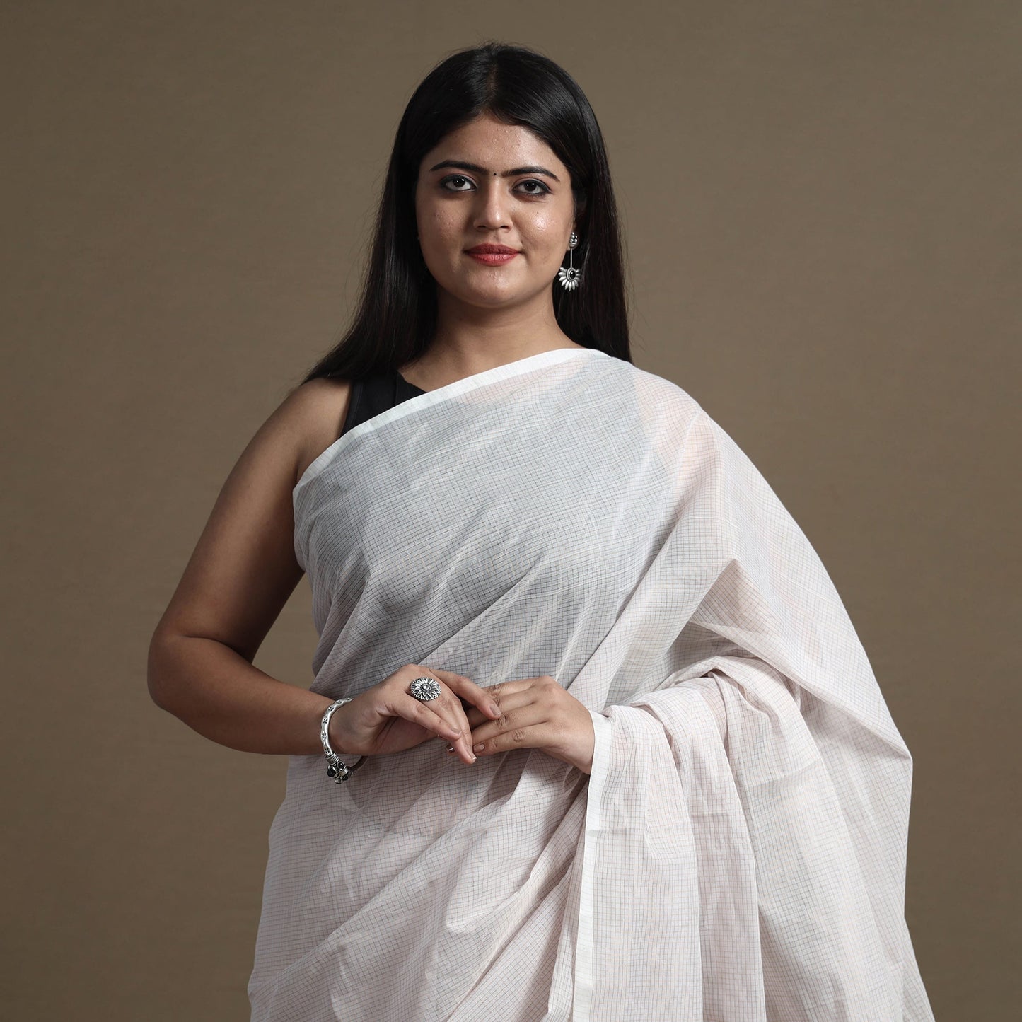 Buy Traditional Venkatagiri Handloom Cotton Zari Checks Saree Online at iTokri.com