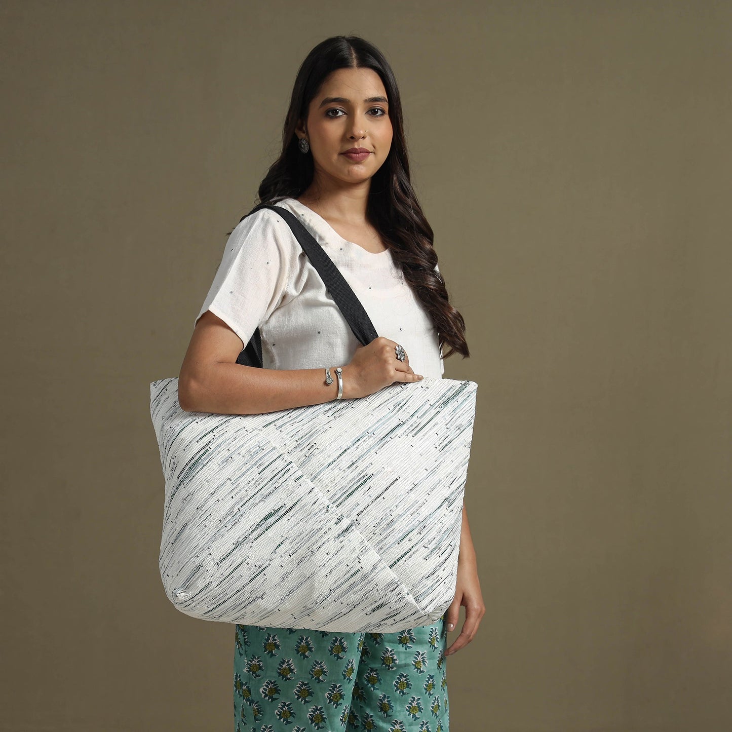 Buy Upcycled Weave Handcrafted Shoulder Bag Online at iTokri.com