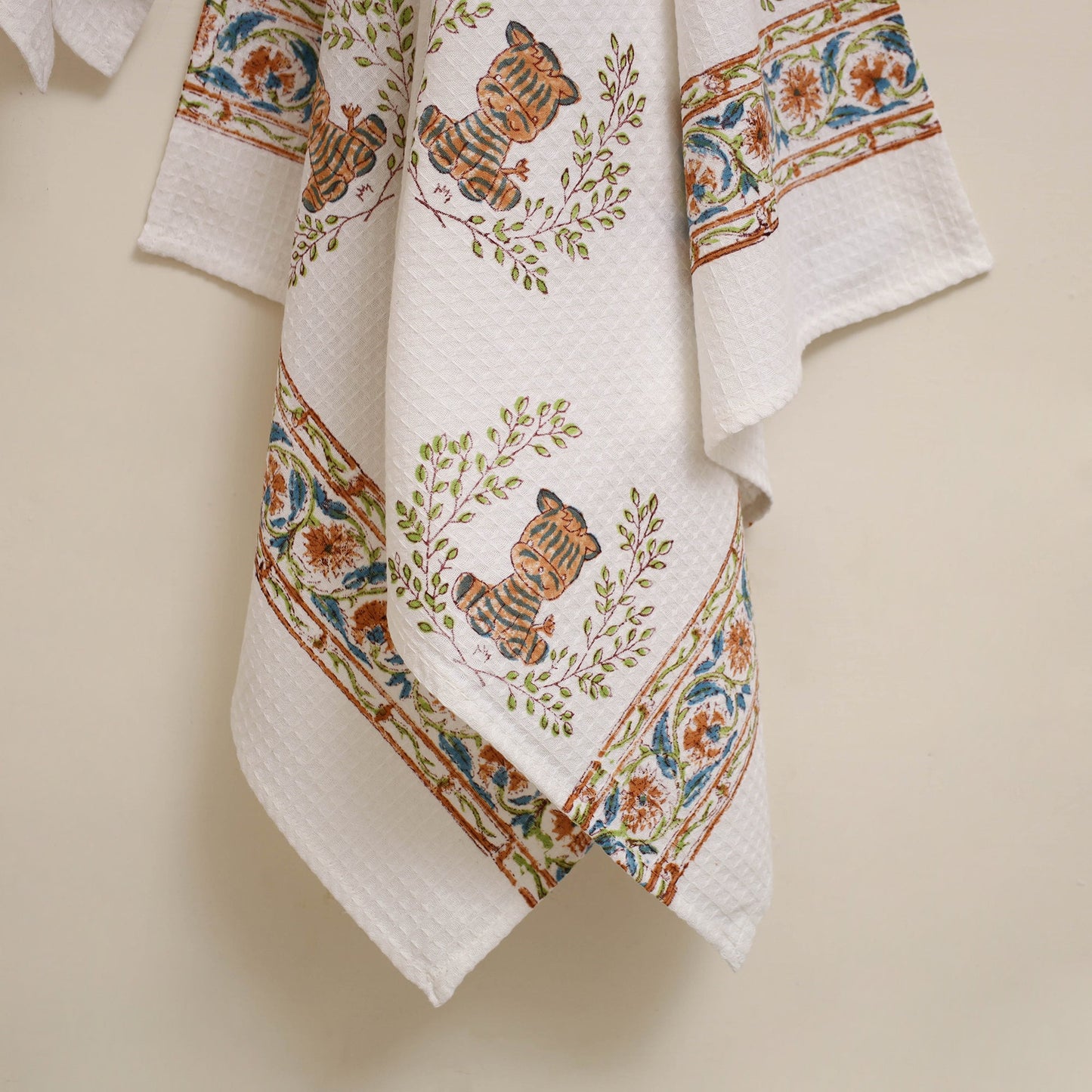 White - waffle weave cotton handwoven sanganeri towel (set