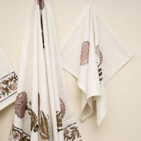 Waffle weave cotton handwoven sanganeri towel (set of 3) 11