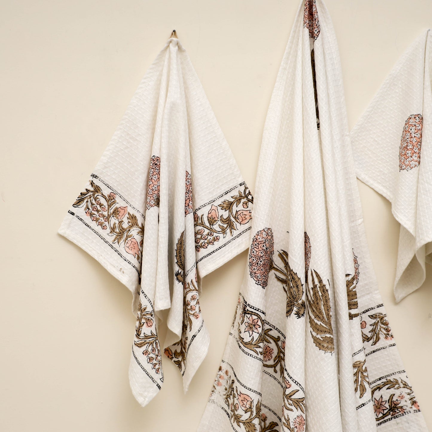 Waffle weave cotton handwoven sanganeri towel (set of 3) 11