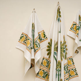 Waffle weave cotton handwoven sanganeri towel (set of 3) 13