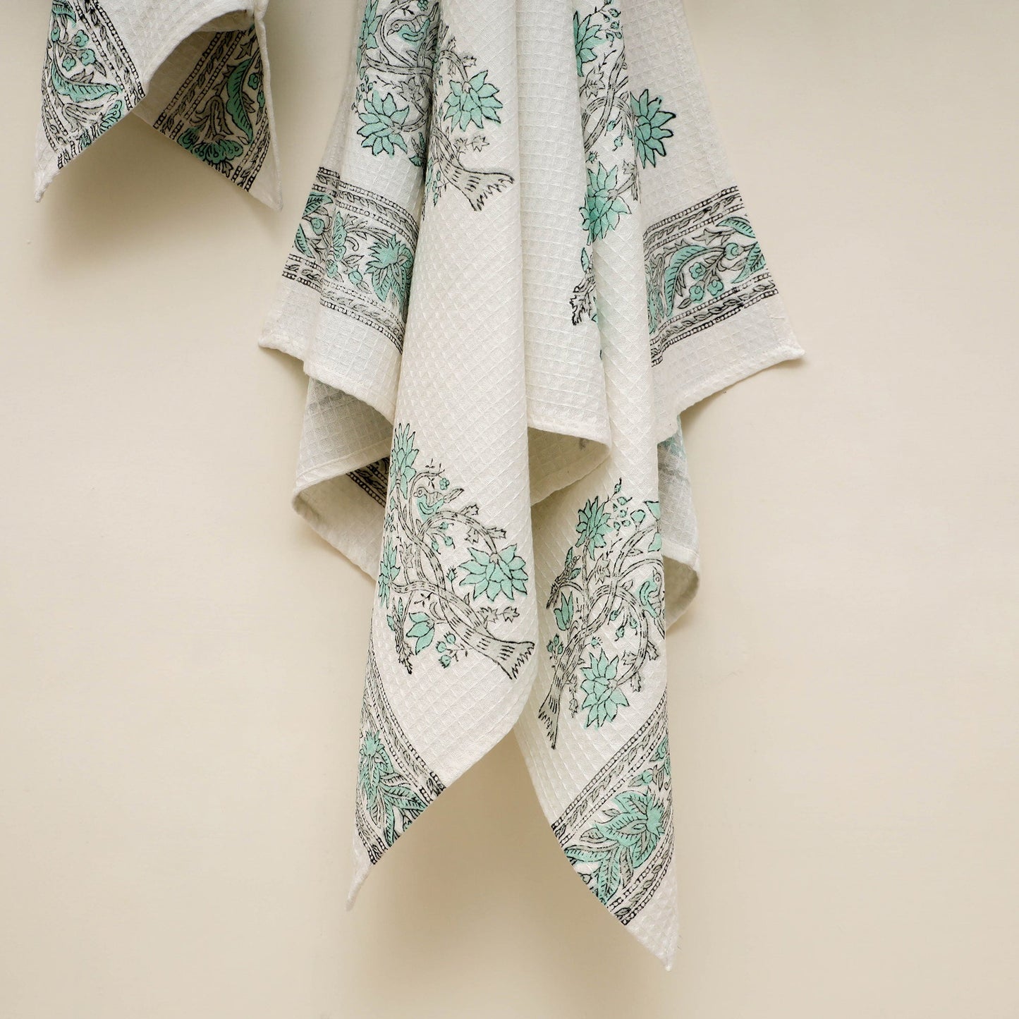 Waffle weave cotton handwoven sanganeri towel (set of 3) 19