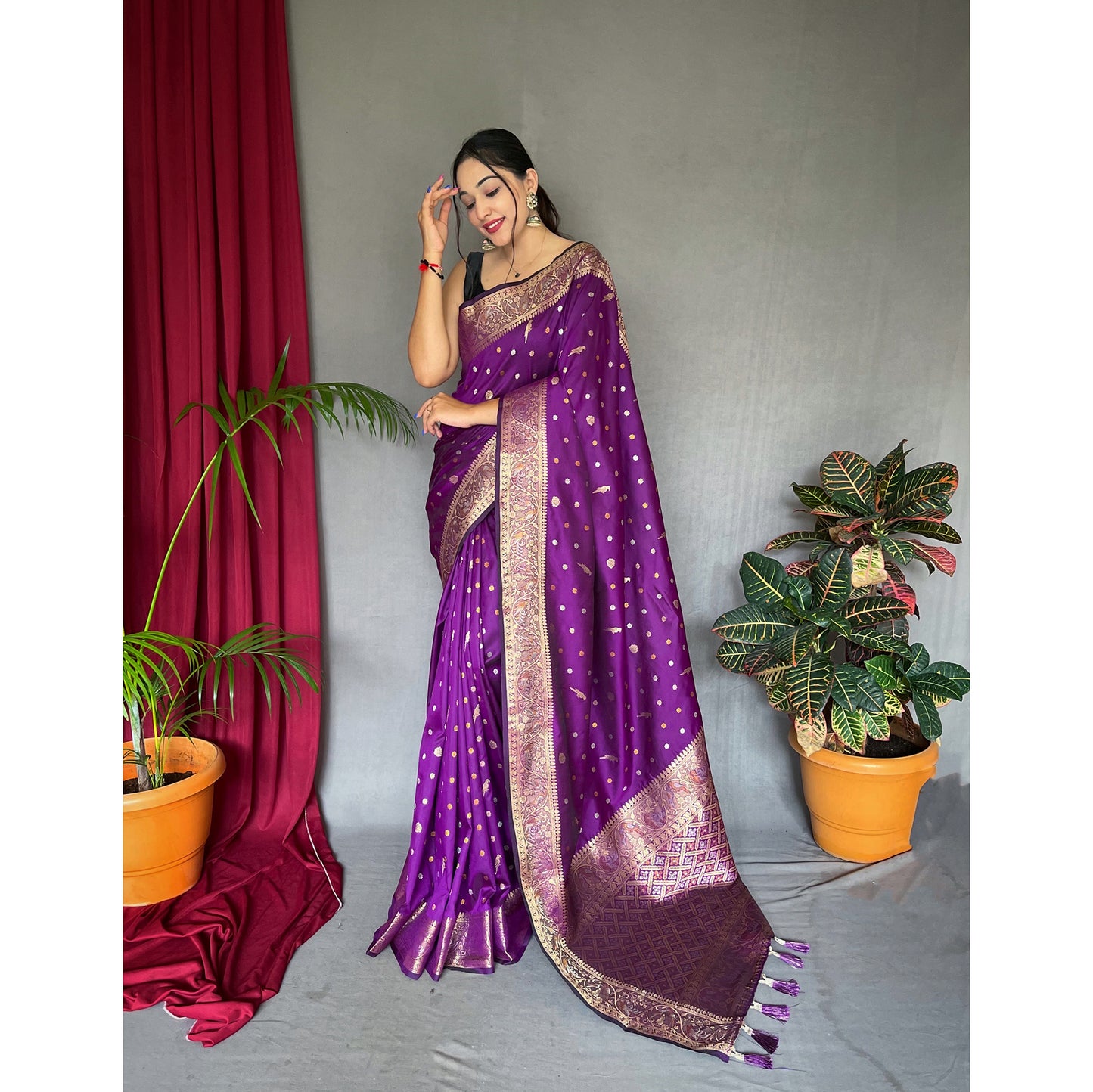 Purple - Udaan Wine Soft Silk Handwork Saree