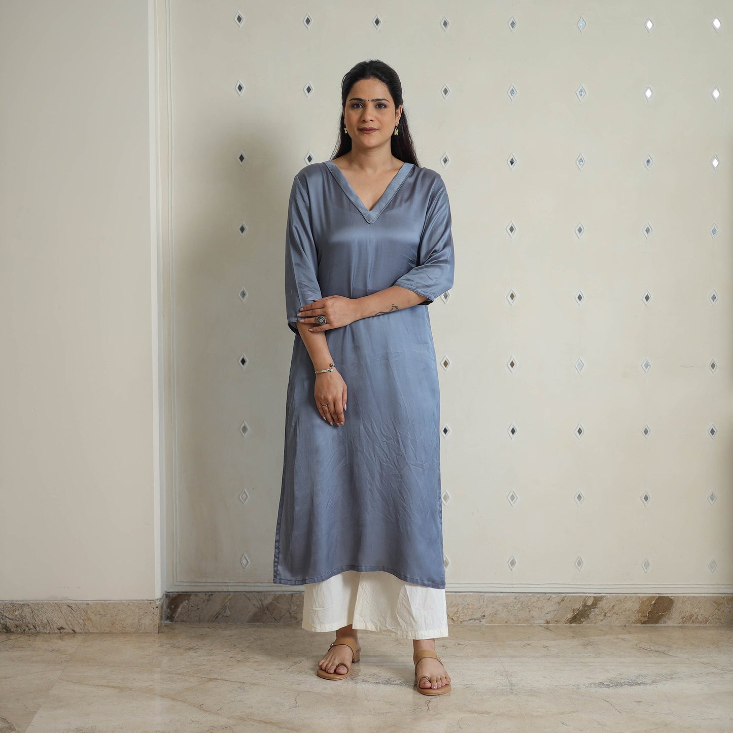 Yashasmini grey modal silk plain straight kurta