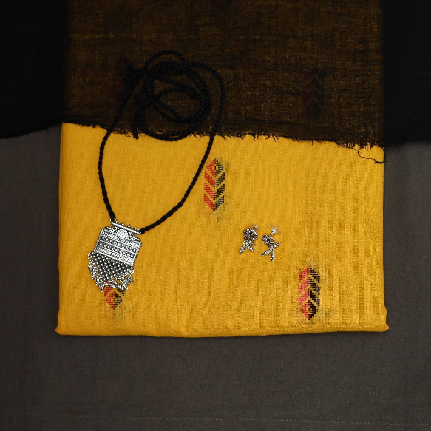 2pc cotton unstitched jacquard dress material