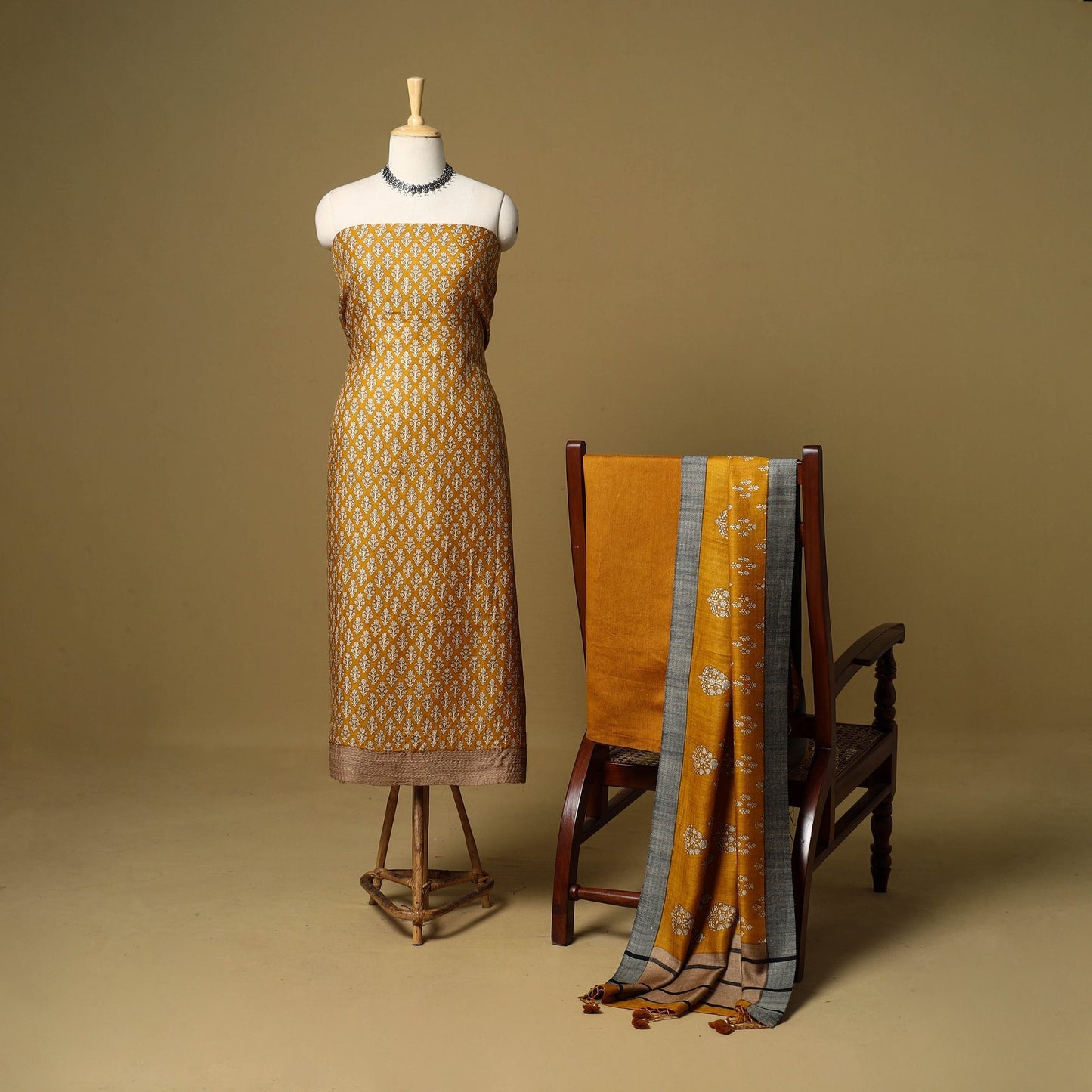 3pc pashmina wool handloom unstitched sanganeri dress