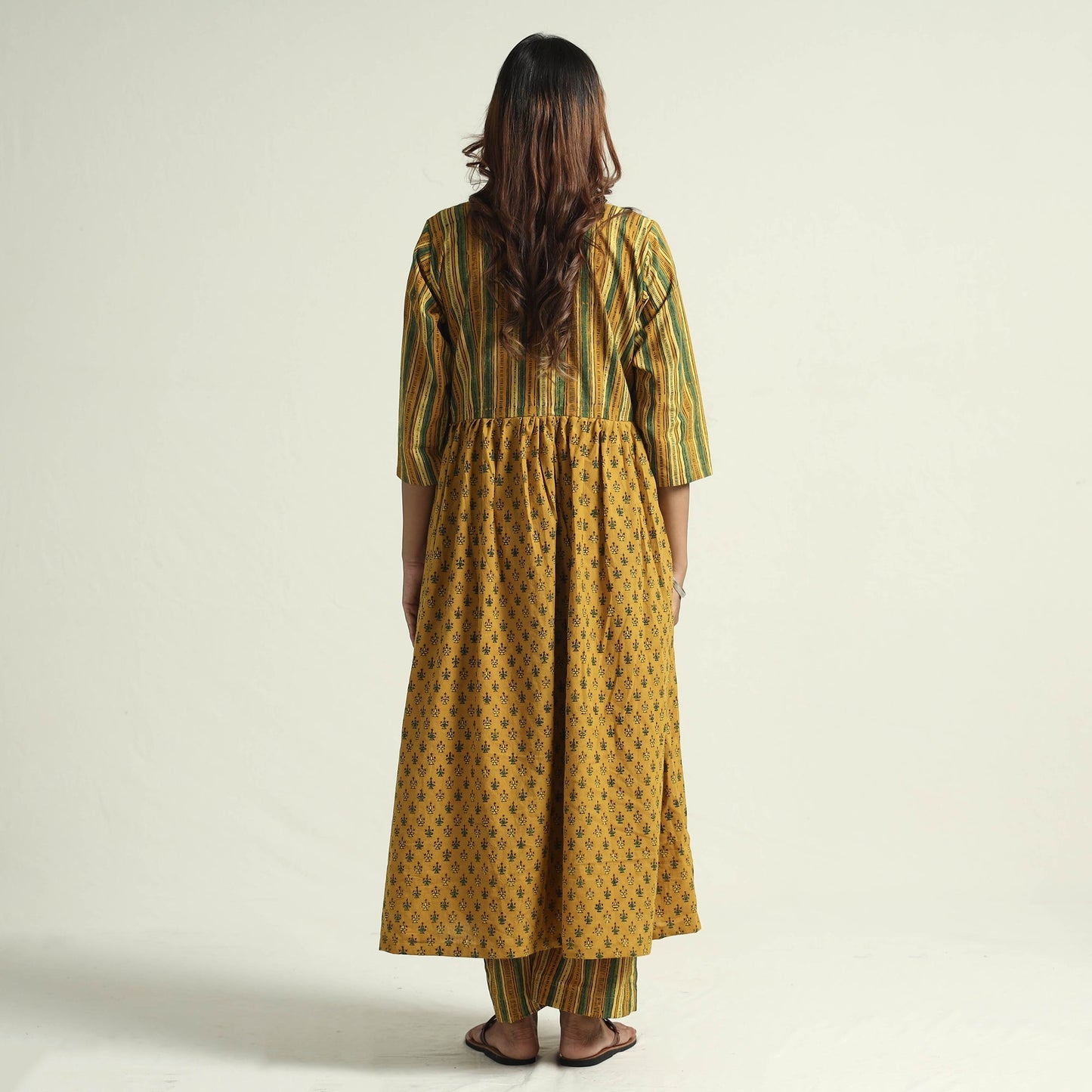 Buy Ajrakh Block Printed Cotton Kurta with Palazzo Set Online at iTokri.com
