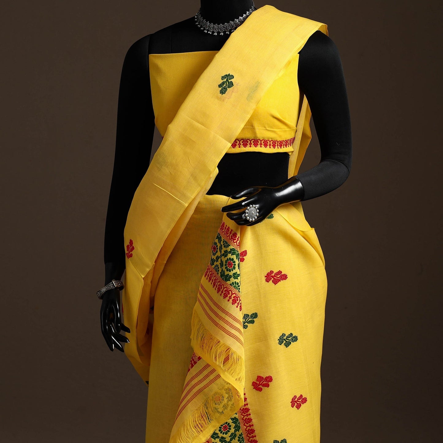 Assam handloom silk cotton mekhela chador with blouse piece