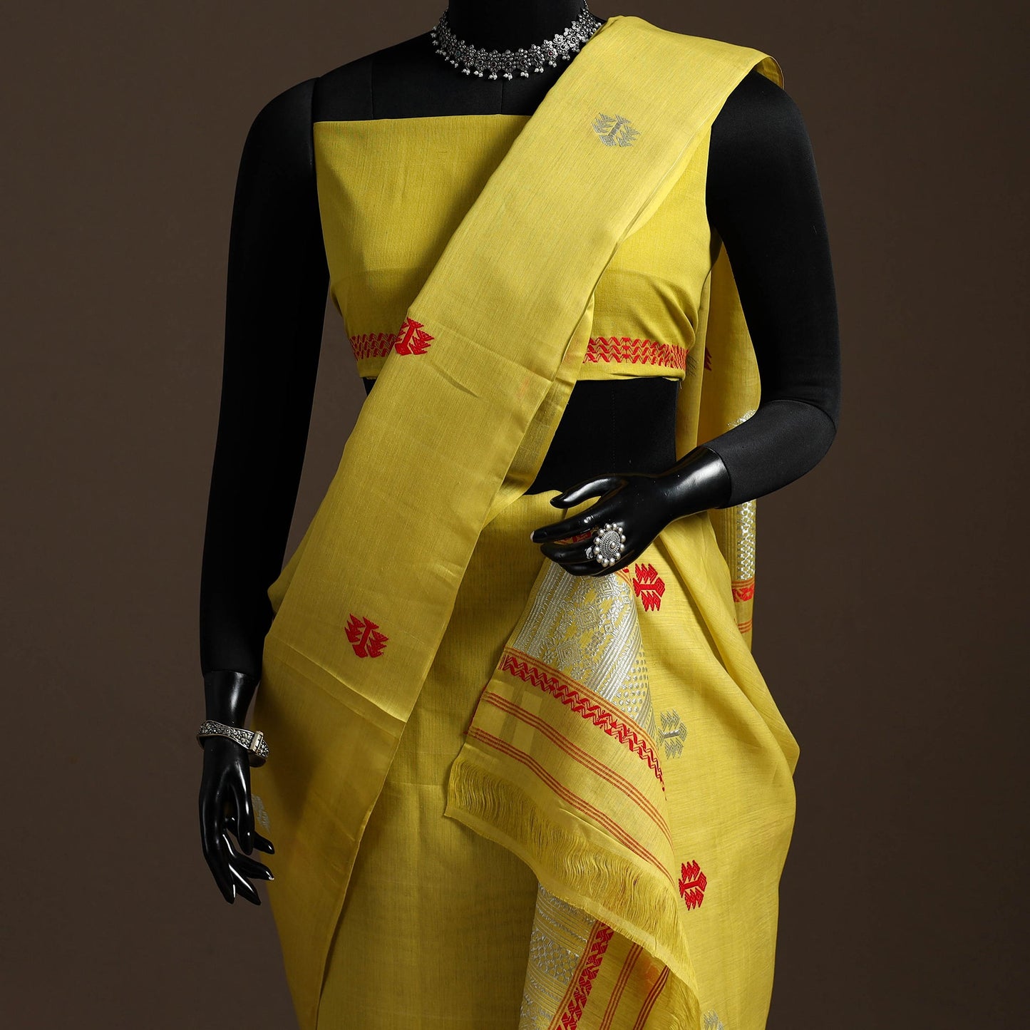 Assam handloom silk cotton mekhela chador with blouse piece