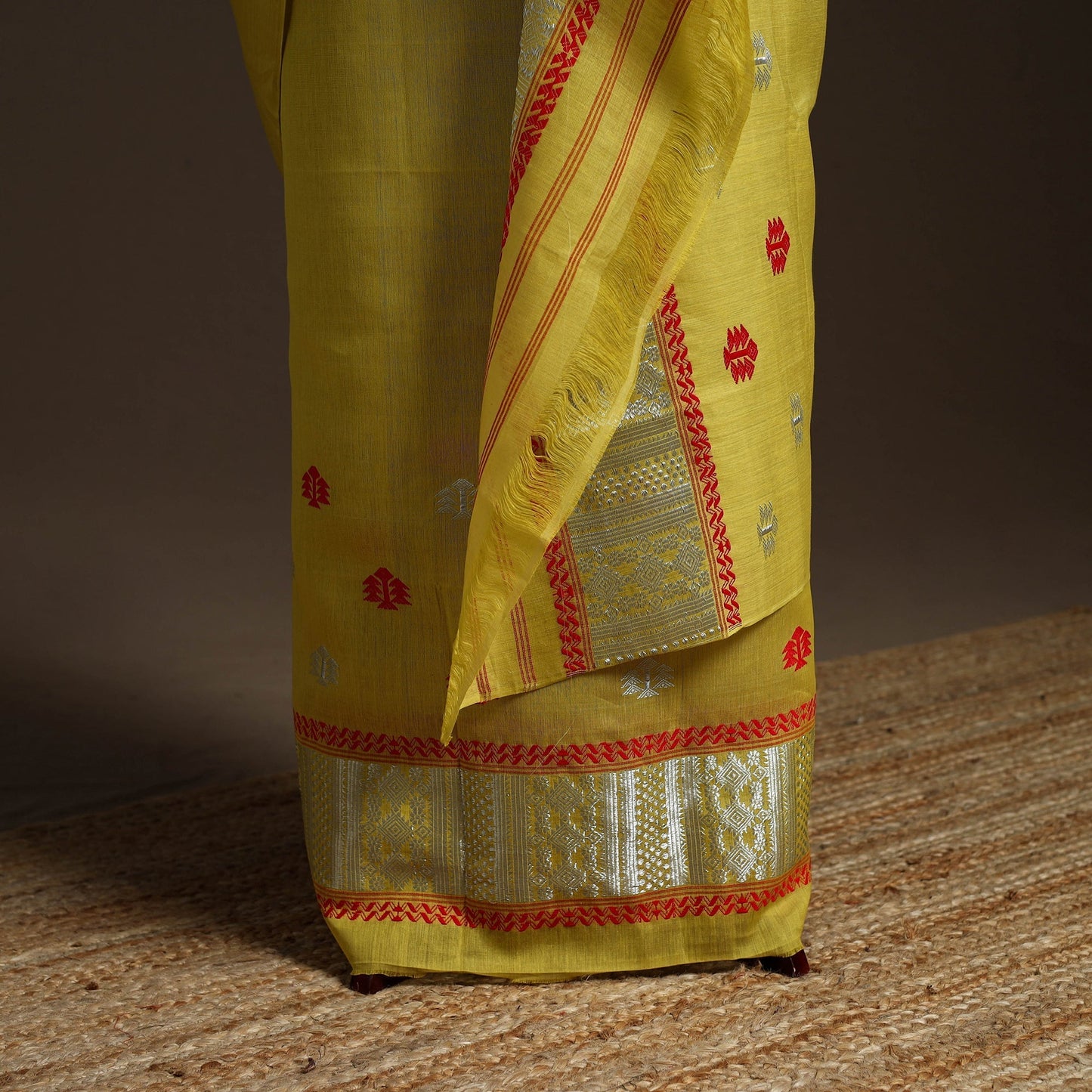 Assam handloom silk cotton mekhela chador with blouse piece