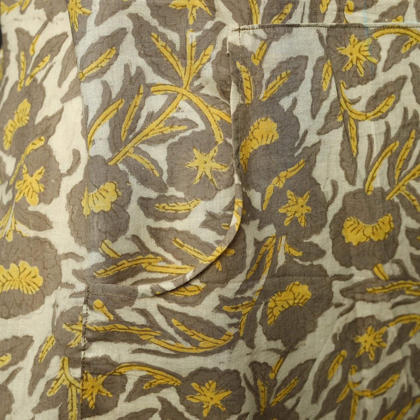 Yellow - bagru cotton apron with pocket 19 - handcrafted