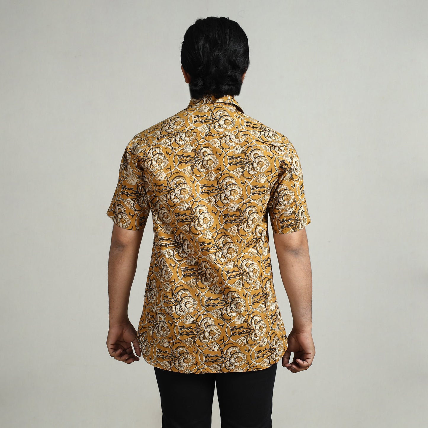 Buy Bagru Hand Block Printed Cotton Men Half Sleeve Shirt Online at iTokri.com