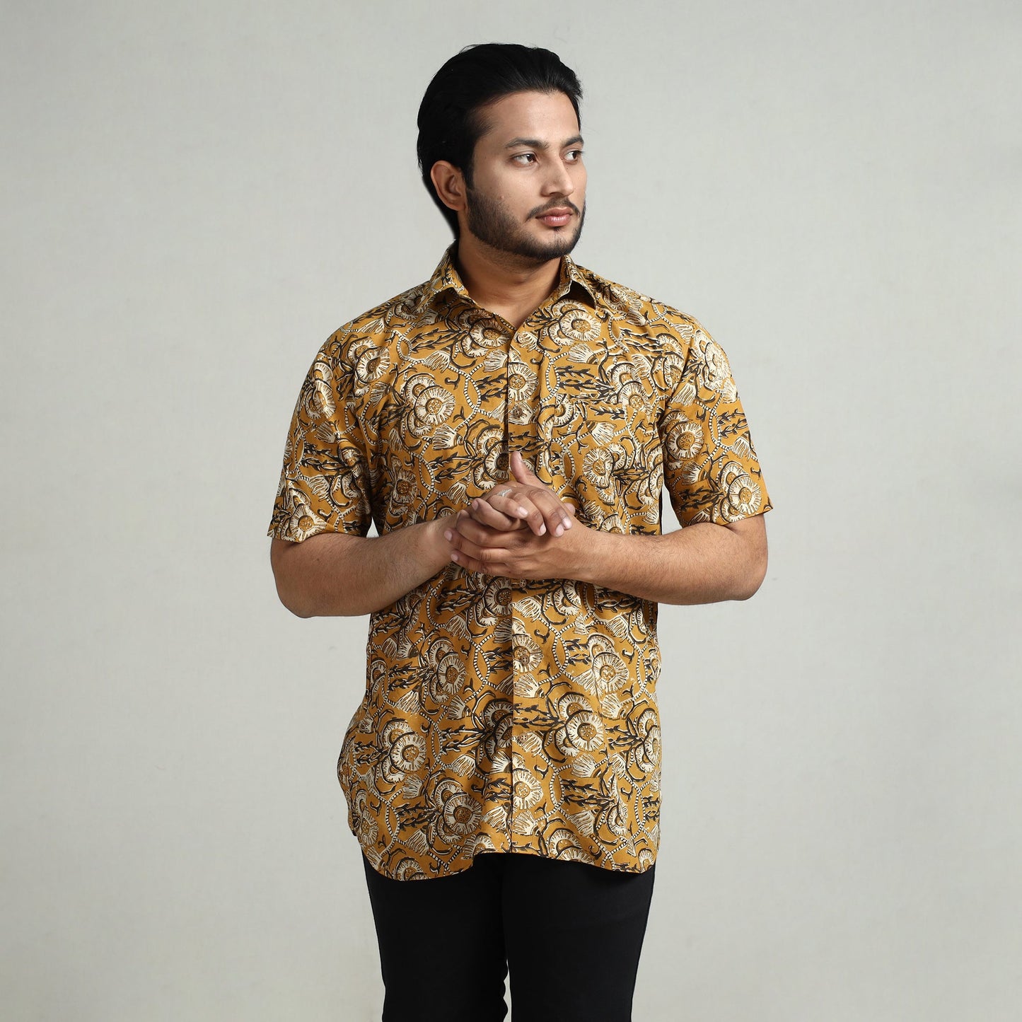 Buy Bagru Hand Block Printed Cotton Men Half Sleeve Shirt Online at iTokri.com