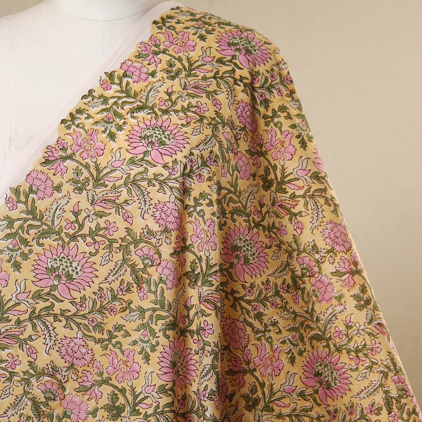 Yellow - cotton sanganeri fabric 09 - handcrafted