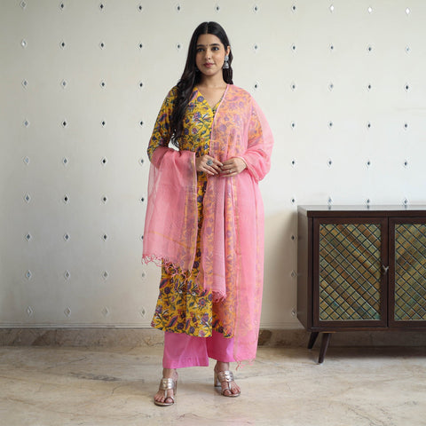  Yellow Block Print Cotton Sanganeri Kurta Set (Set of 3)