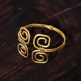 Buy Brass Metal Handcrafted Dokra Bracelet (Adjustable)