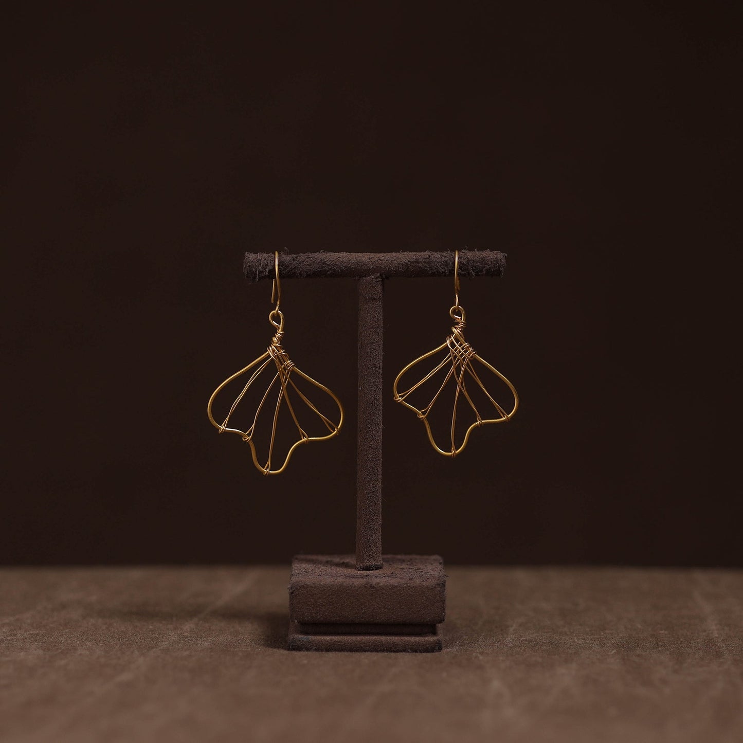 Brass metal handcrafted earrings 85