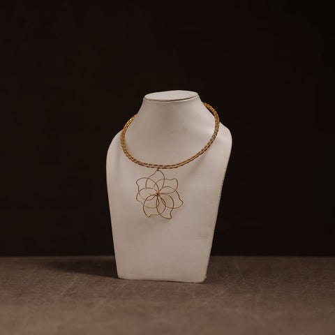 Brass metal handcrafted hasli necklace 108