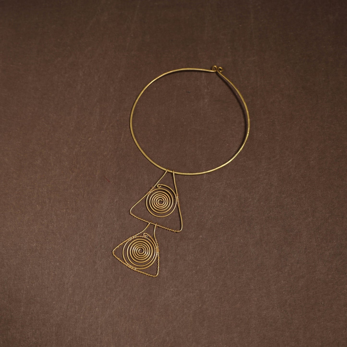 Brass metal handcrafted hasli necklace 109