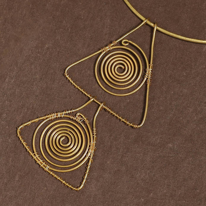 Brass metal handcrafted hasli necklace 109